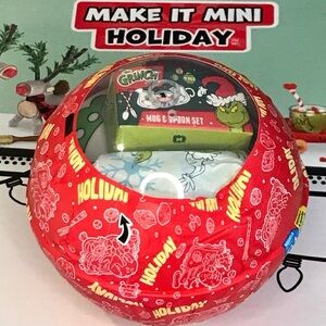 ULTRA RARE The Grinch Dr Seuss MGA Miniverse Make it Mini Holiday Christmas 2025
